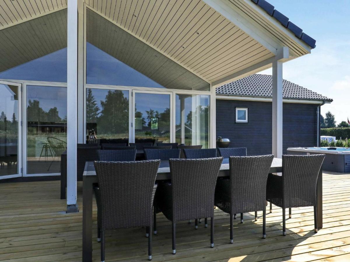 14 Person Holiday Home In V Ggerl Se Bøtø By Eksteriør bilde